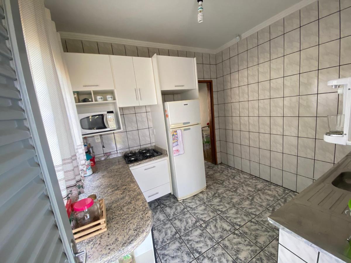 Casa Em Caldas Novasヴィラ エクステリア 写真