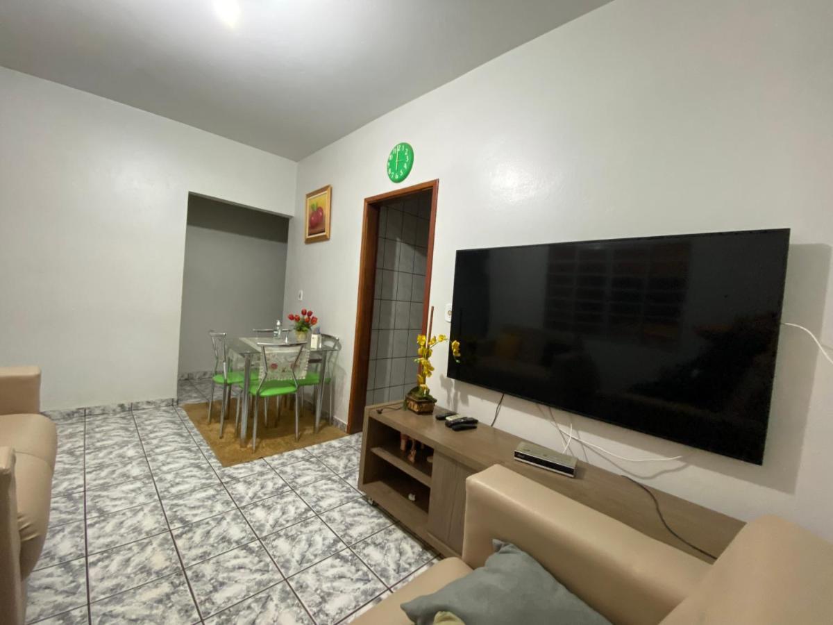 Casa Em Caldas Novasヴィラ エクステリア 写真