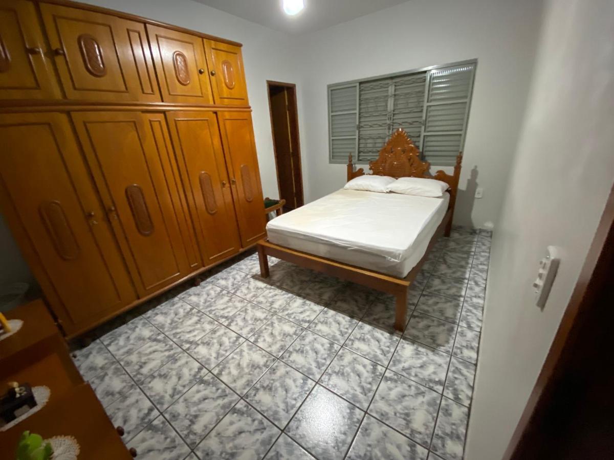 Casa Em Caldas Novasヴィラ エクステリア 写真