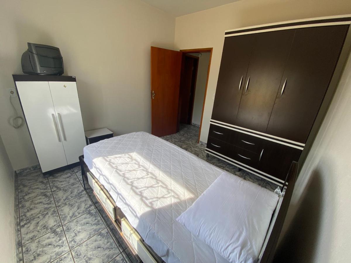 Casa Em Caldas Novasヴィラ エクステリア 写真